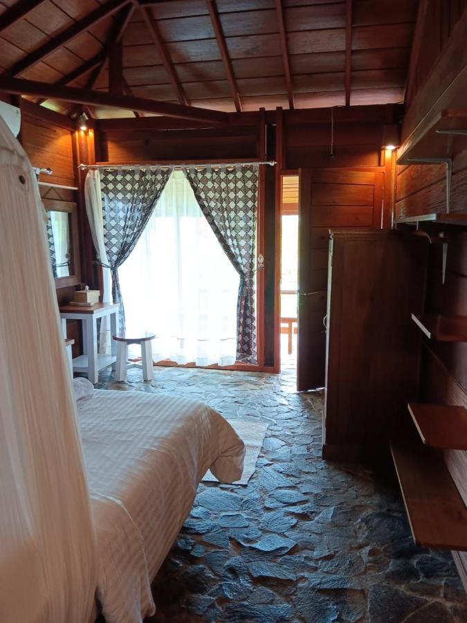 Oinan Guest House Tua Pejat ภายนอก รูปภาพ