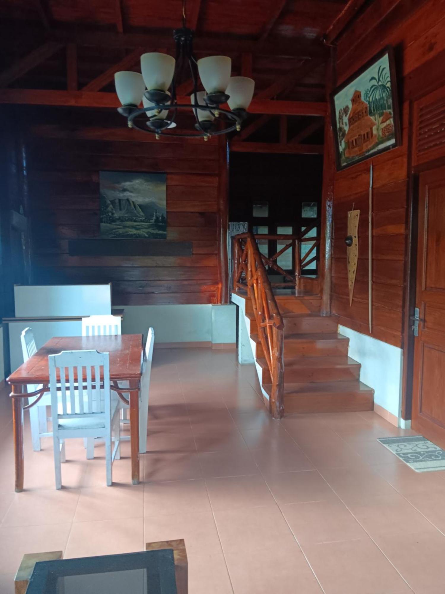 Oinan Guest House Tua Pejat ภายนอก รูปภาพ