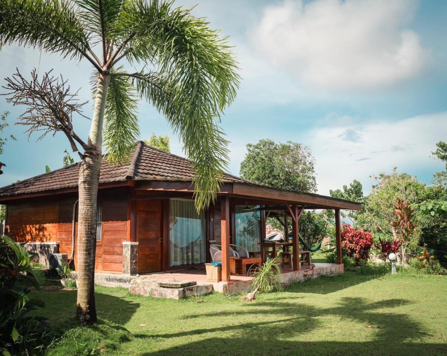 Oinan Guest House Tua Pejat ภายนอก รูปภาพ
